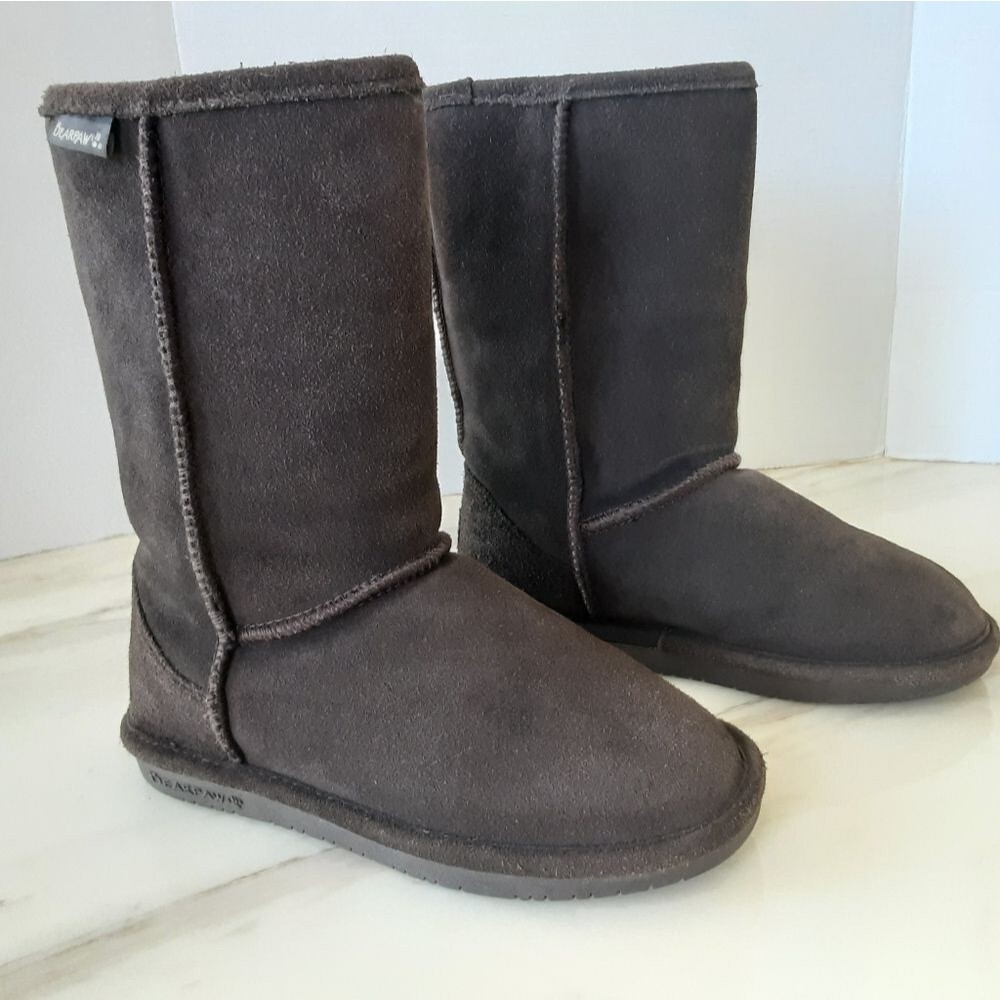 BEARPAW Emma Short Dark Brown Suede Sheepskin Shearling Lined Sz 7